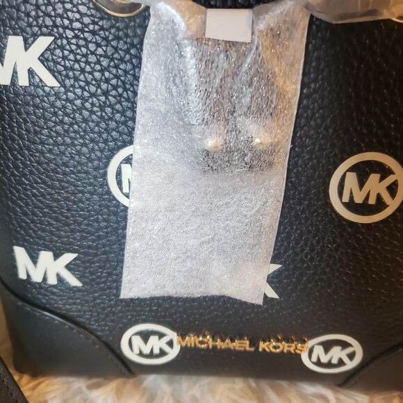 MICHAEL KORS Mercer SM Bucket Messenger Bag & Jet Set Coin Pouch Set Black NWT - Picture 5 of 8